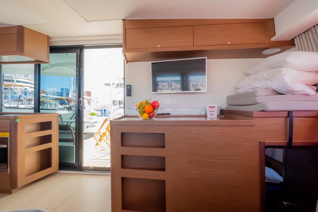 Lagoon 42 - 4 + 2 cab., picture 9