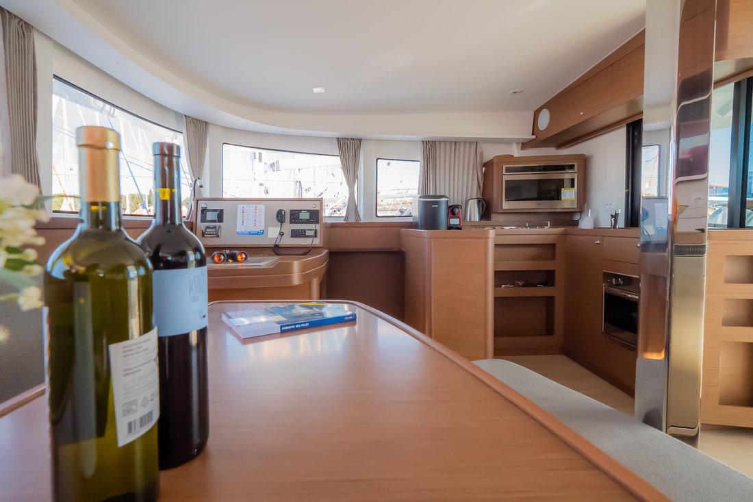 Lagoon 42 - 4 + 2 cab., picture 7