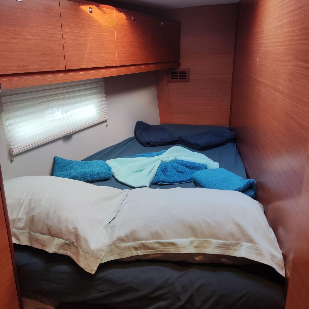 Dufour 520 GL, picture 14