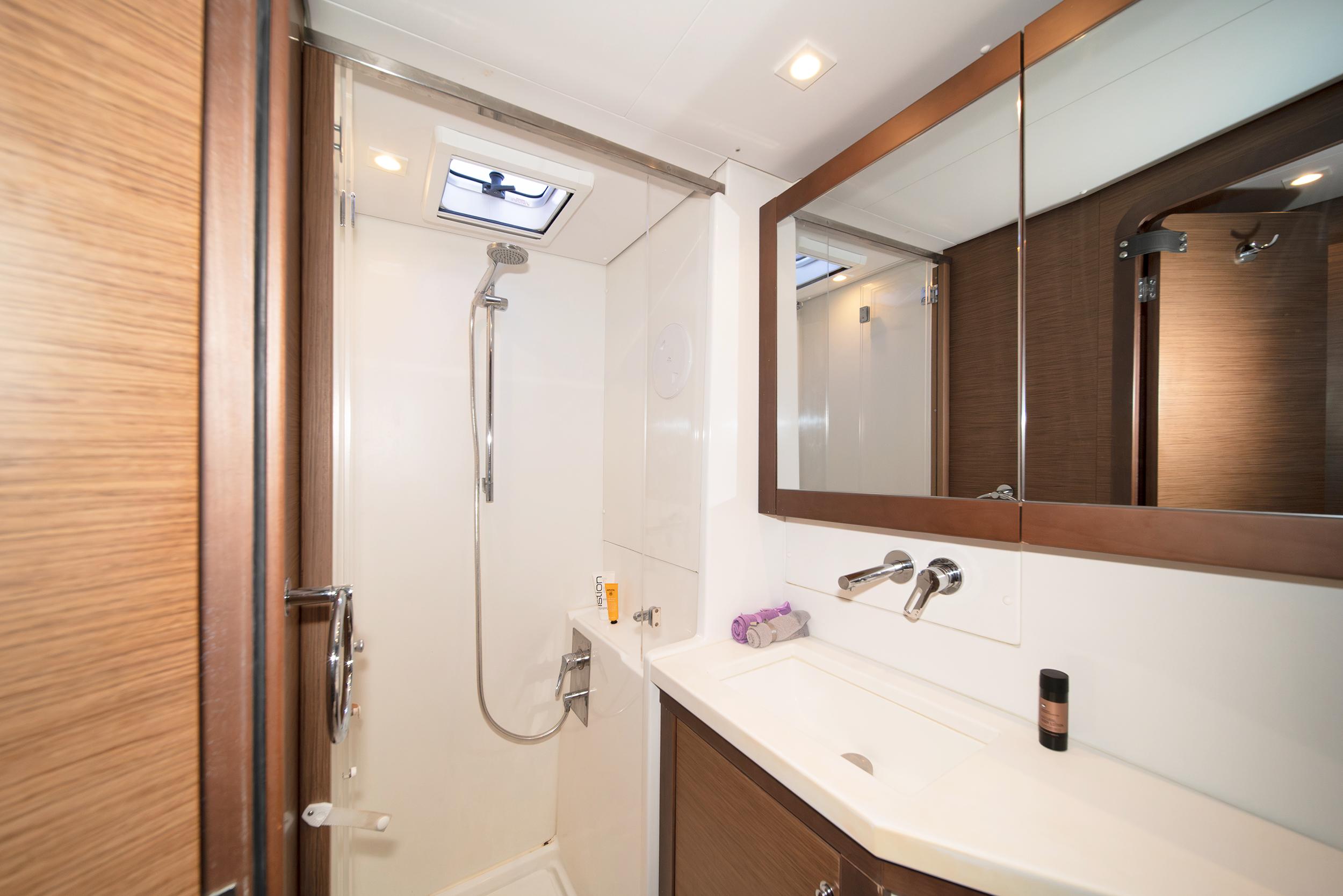 Lagoon 450 F - 4 + 2 cab., picture 20