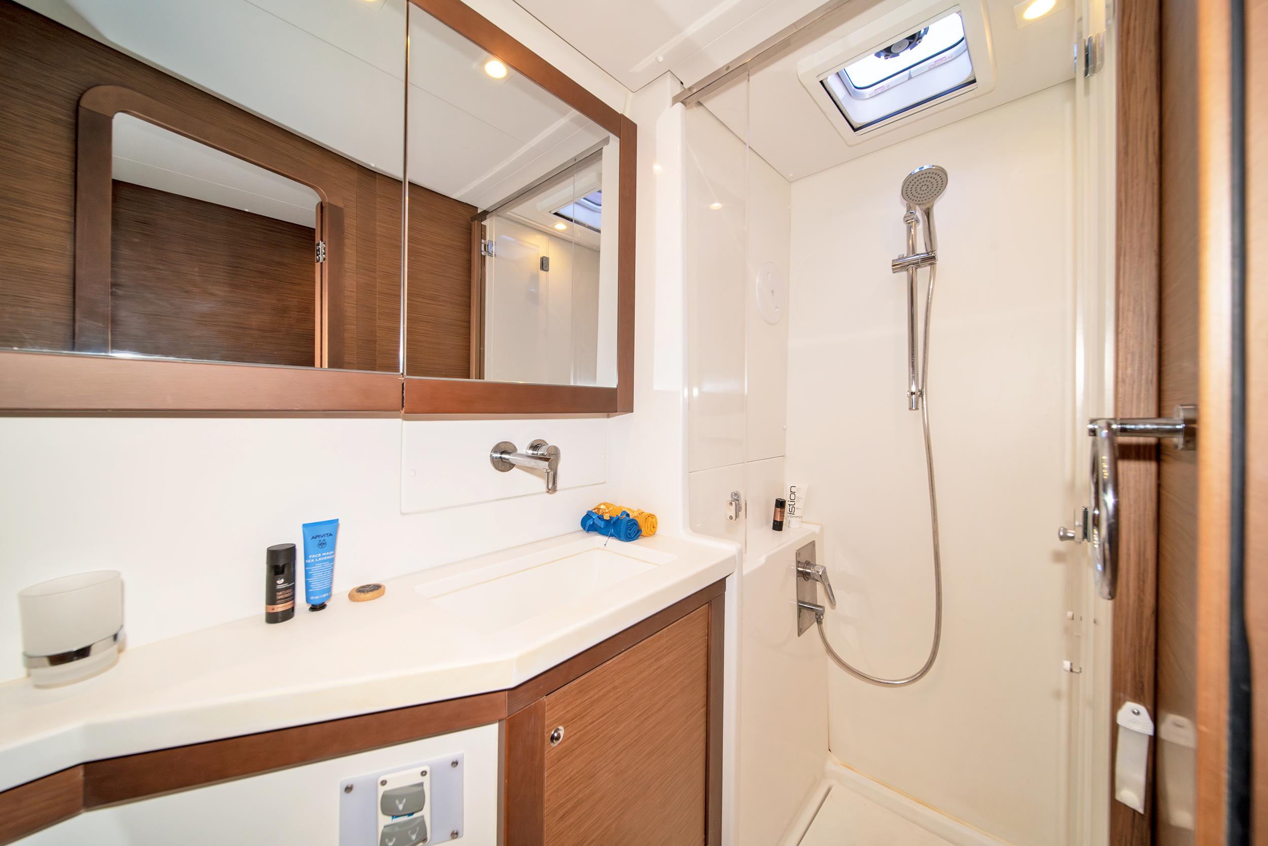 Lagoon 450 F - 4 + 2 cab., picture 19