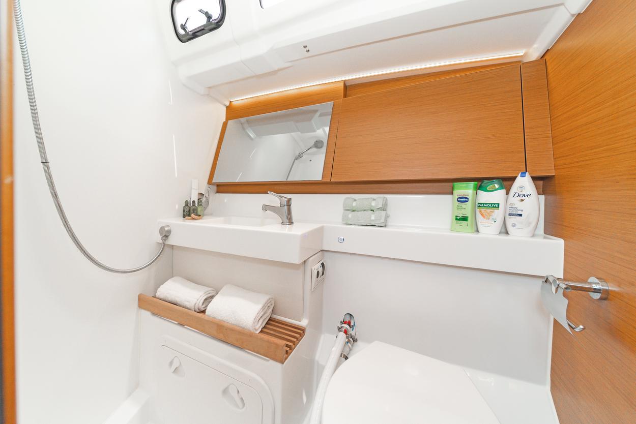 Sun Odyssey 490 - 5 + 1 cab., picture 18