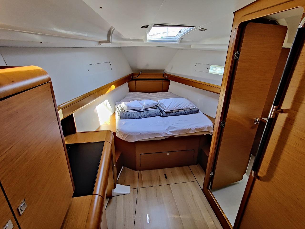 Sun Odyssey 449 - 3 cab., picture 12
