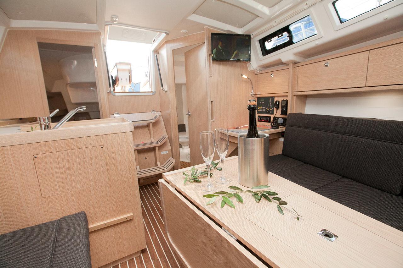 Bavaria Cruiser 34 Style, picture 17