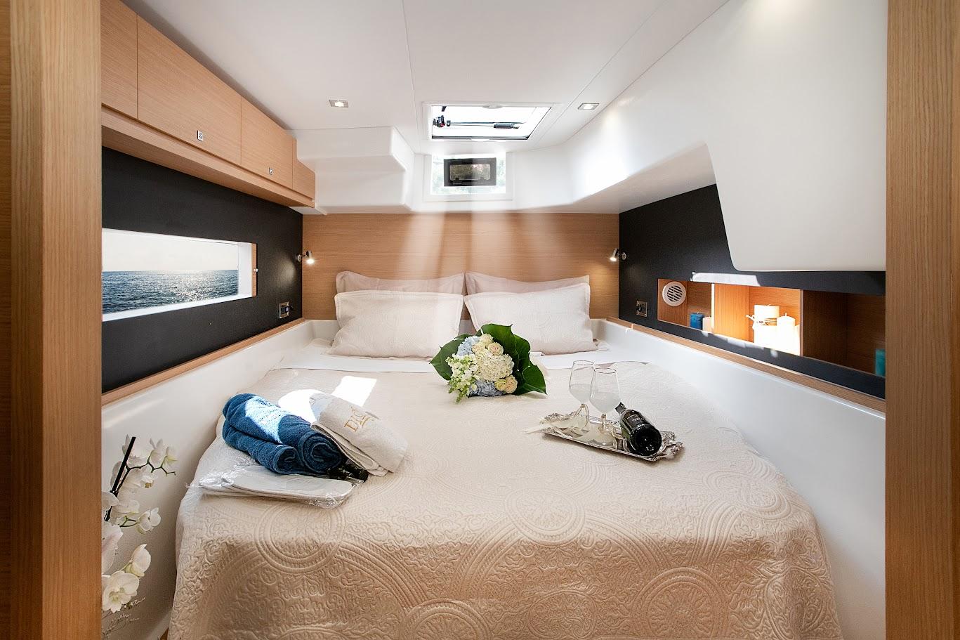 Dufour 48 Catamaran - 5 + 1 cab., picture 10