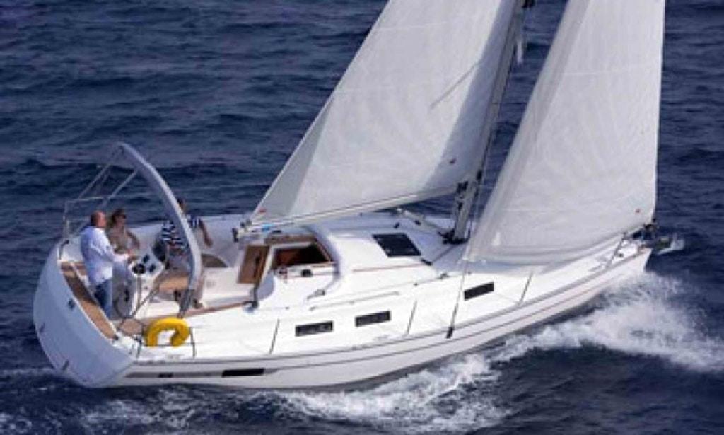 Bavaria Cruiser 36, picture 3