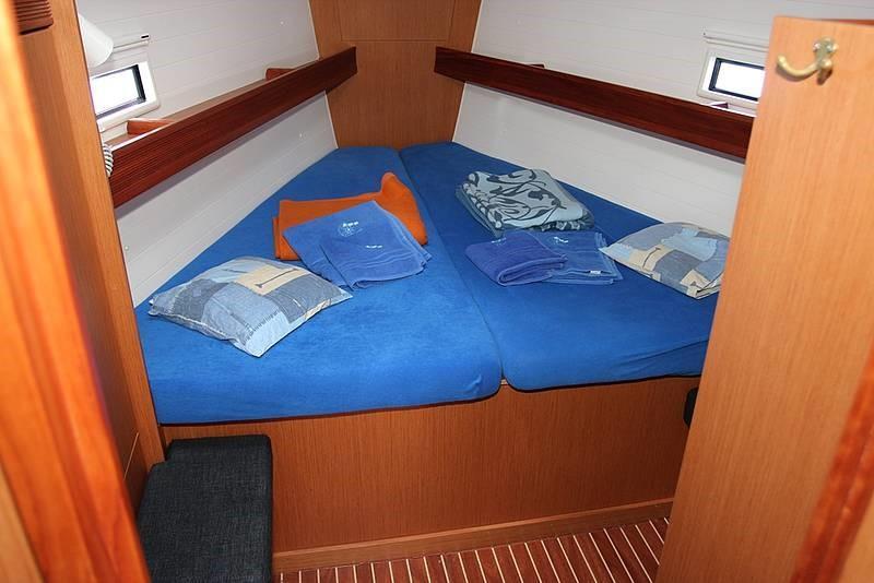 Bavaria Cruiser 36, picture 11