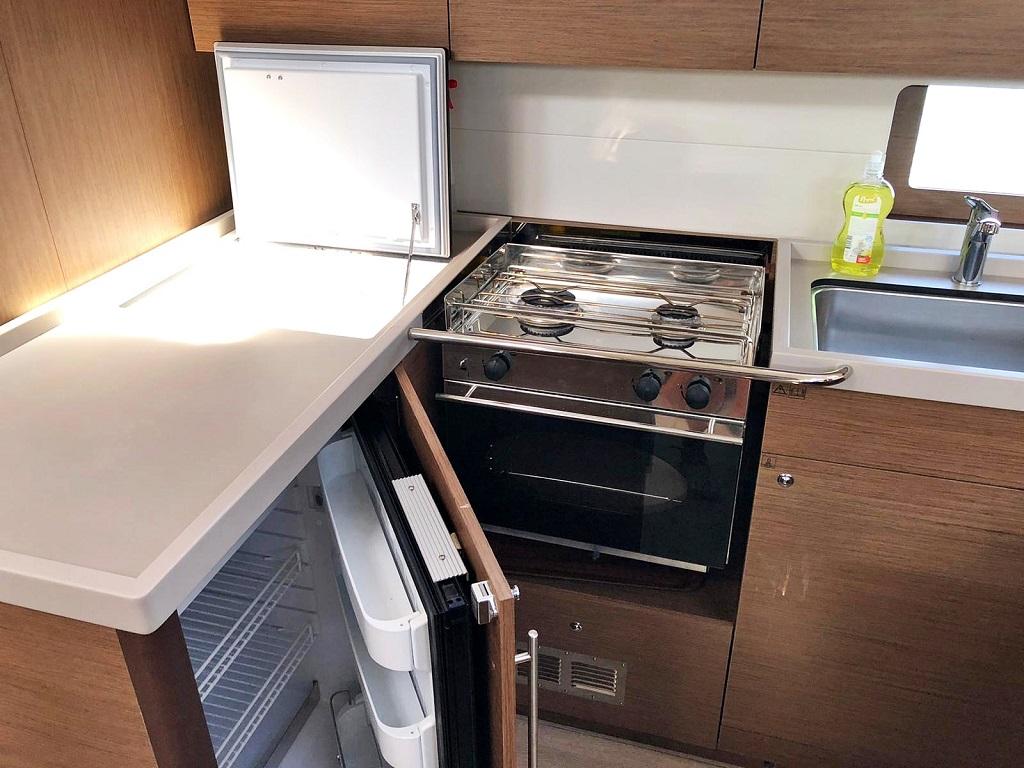 Oceanis 51.1 - 5 + 1 cab., picture 15