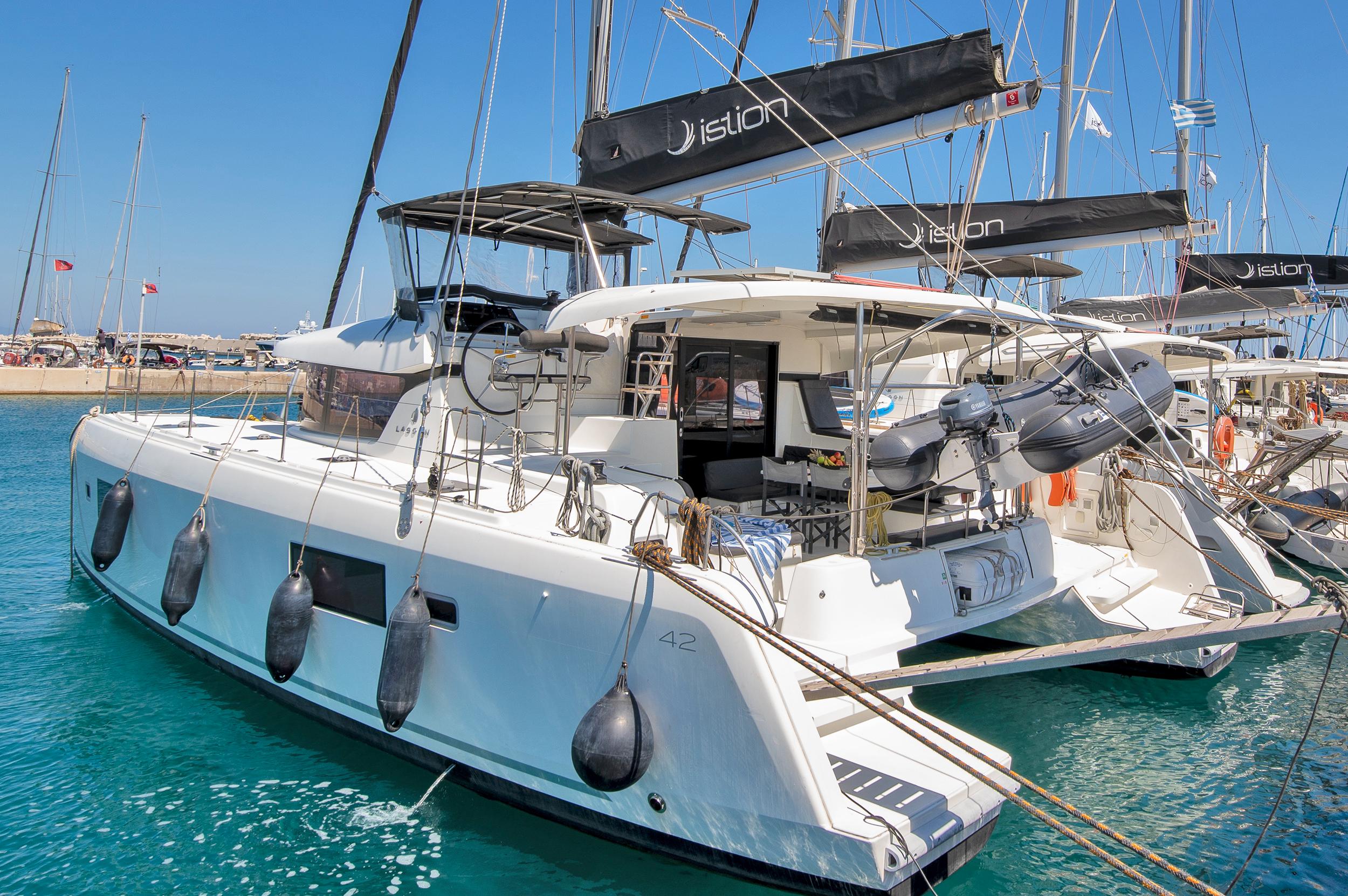 Lagoon 42 - 4 + 2 cab., picture 5