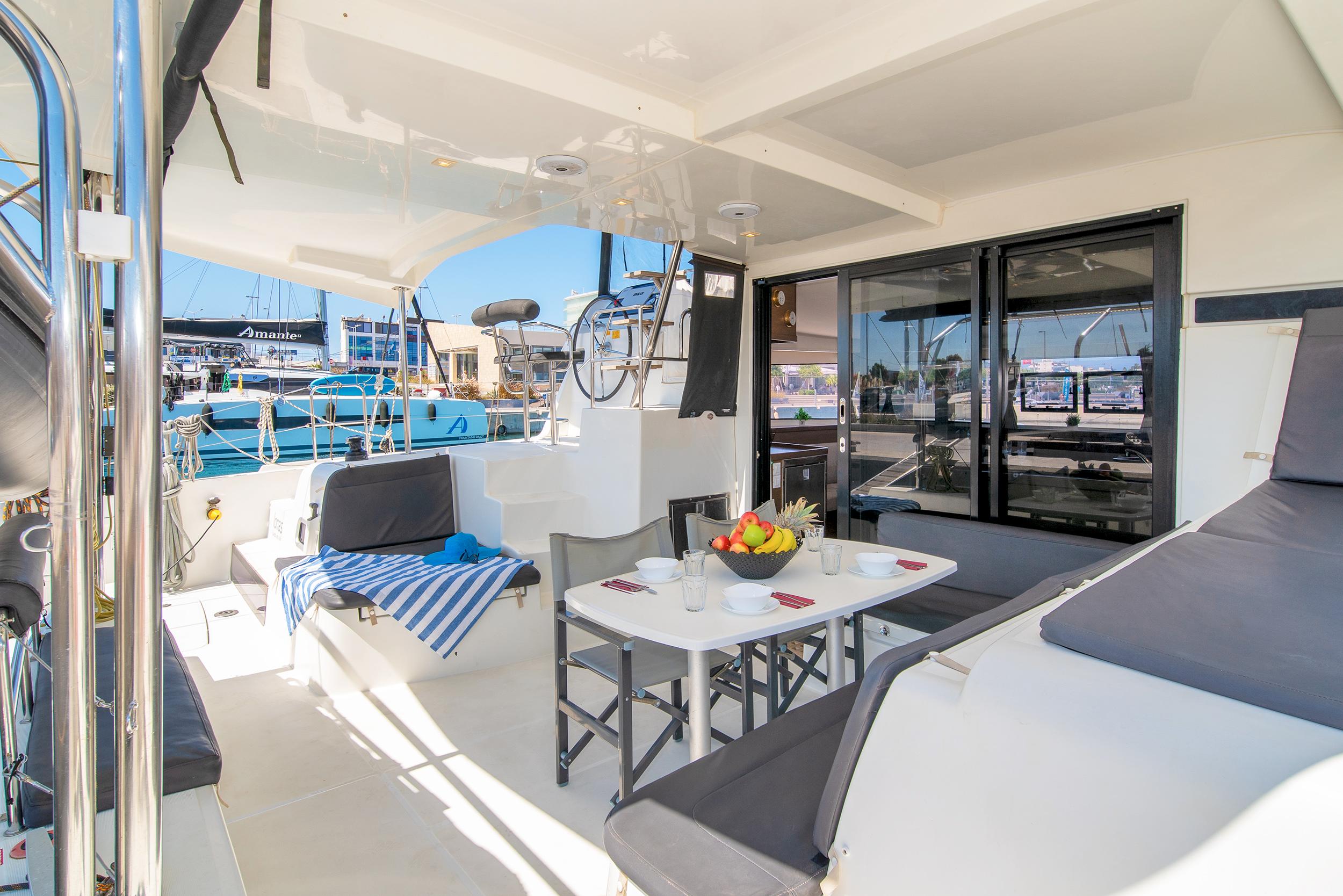 Lagoon 42 - 4 + 2 cab., picture 7