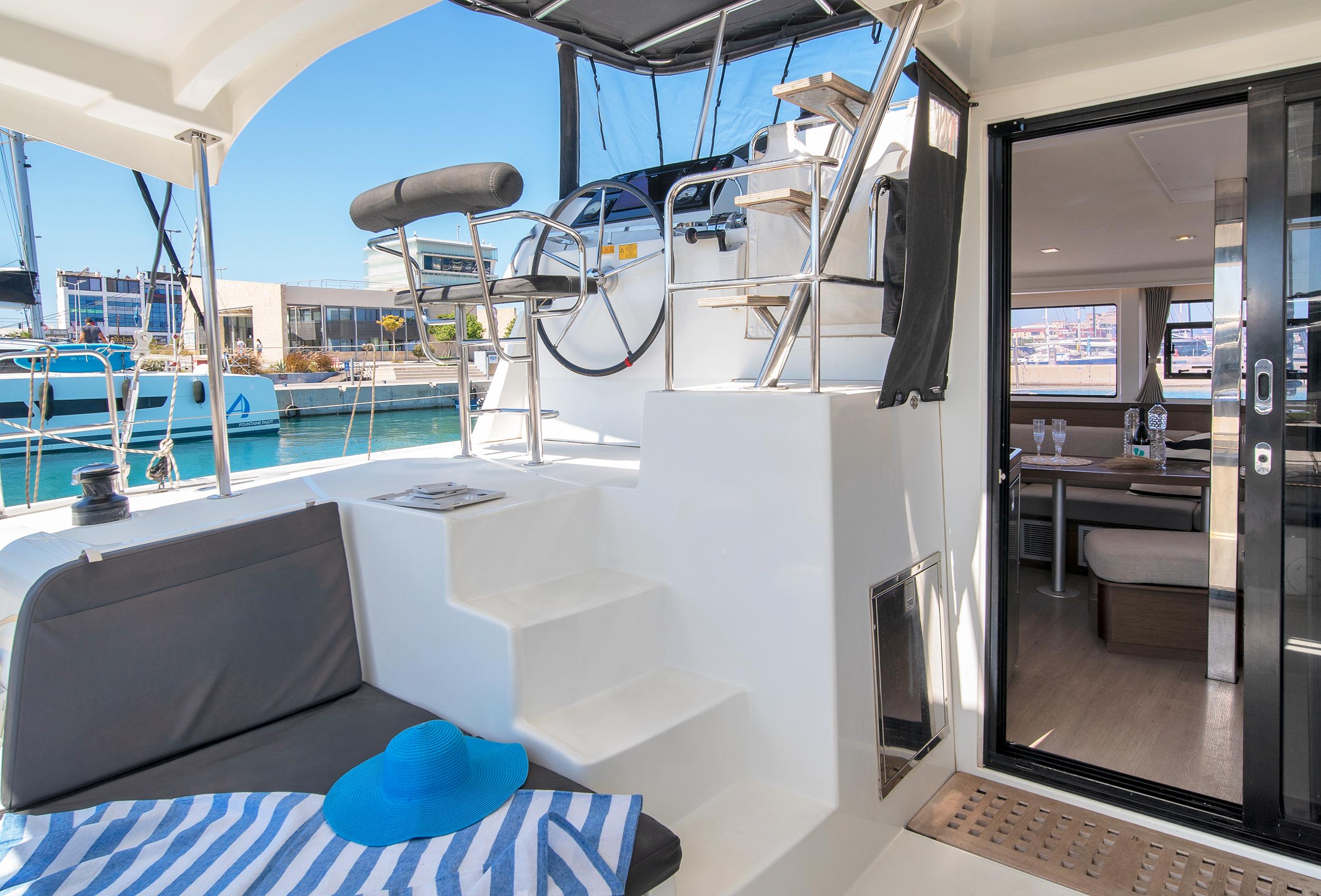 Lagoon 42 - 4 + 2 cab., picture 10