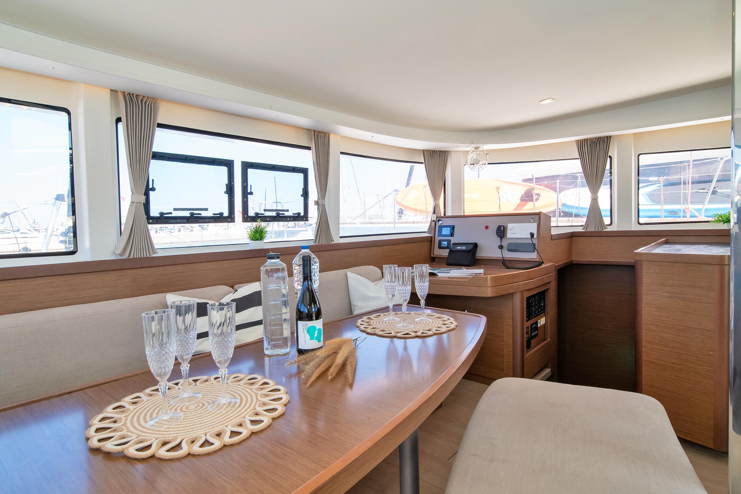 Lagoon 42 - 4 + 2 cab., picture 16