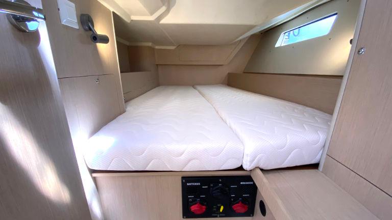 Oceanis 41.1, picture 14