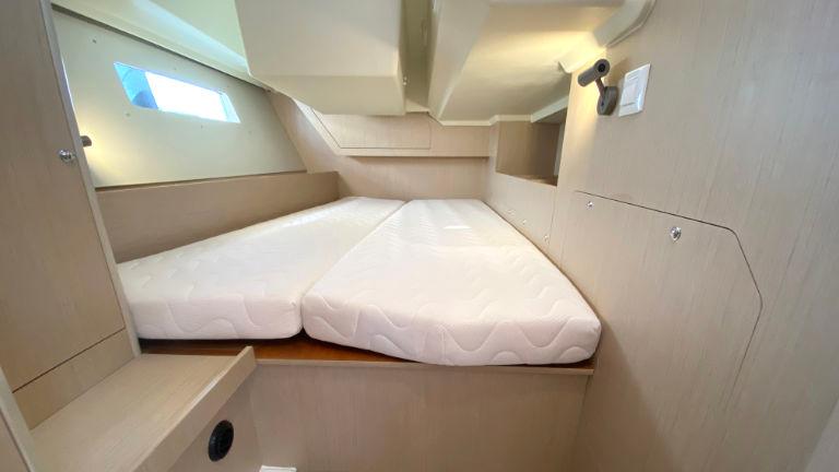 Oceanis 41.1, picture 15