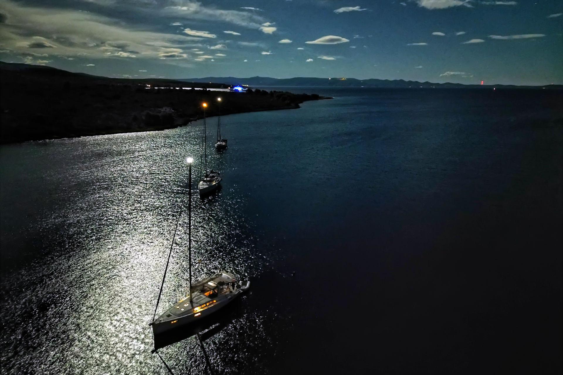 Oceanis 41.1, picture 11