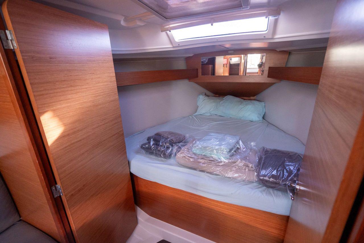 Dufour 360 Liberty, picture 10