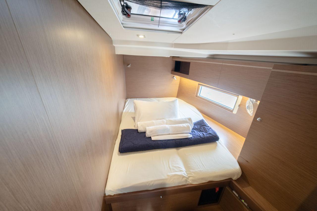 Oceanis 51.1 - 5 + 1 cab., picture 12