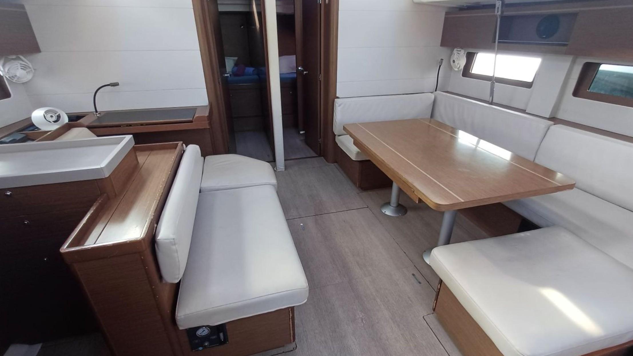 Oceanis 51.1 - 5 + 1 cab., picture 7