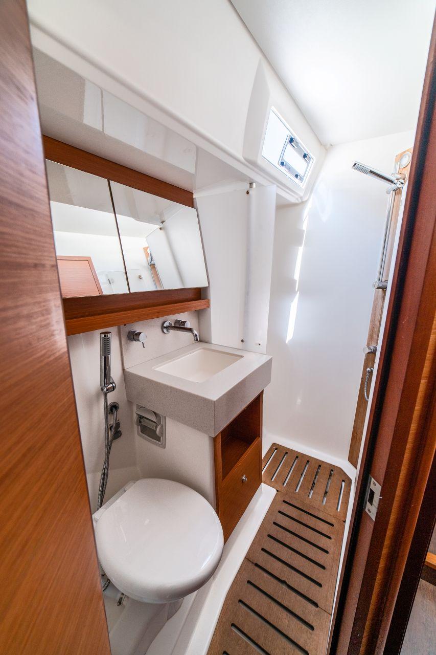 Dufour 530, picture 12