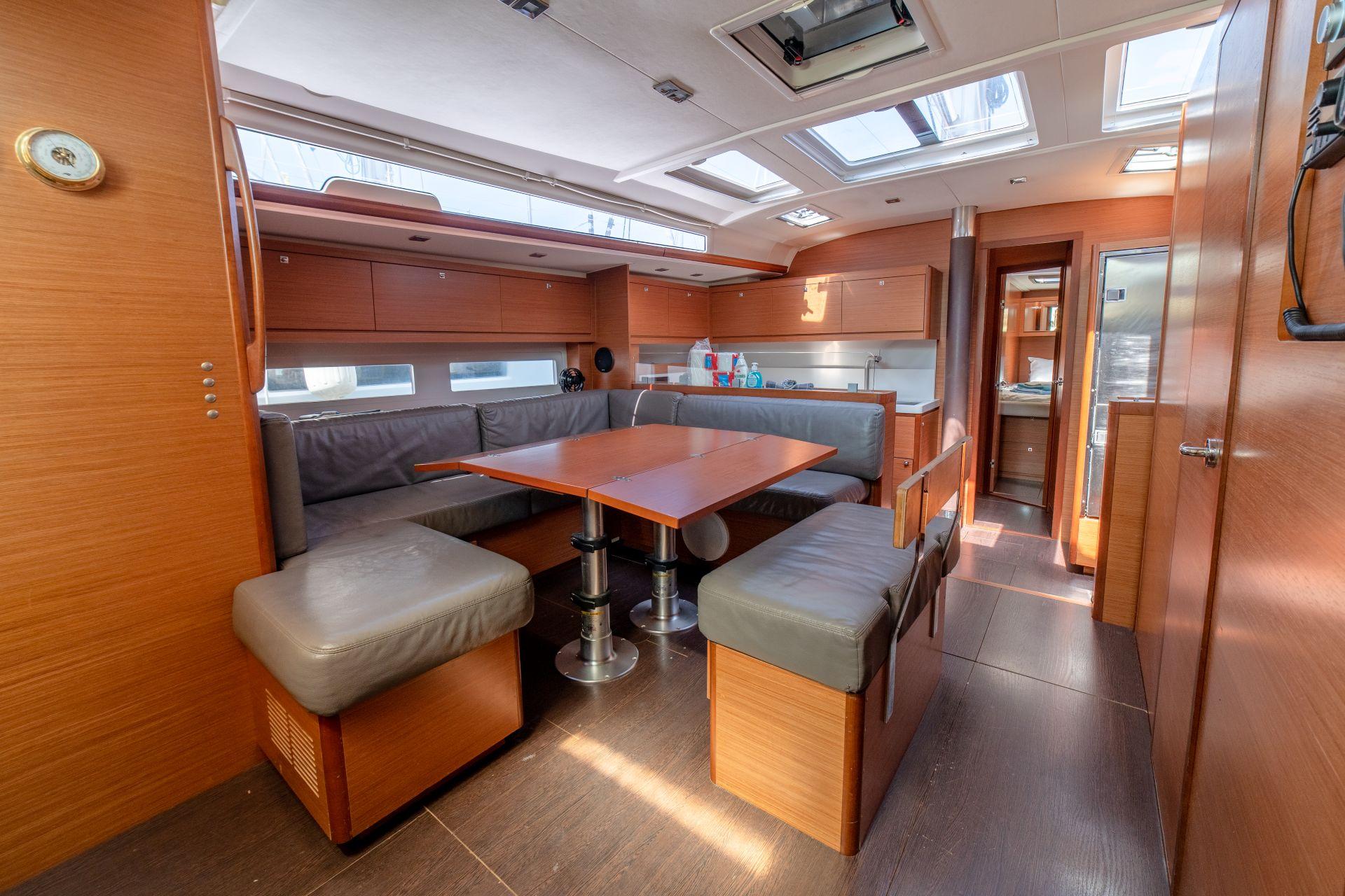 Dufour 530, picture 8