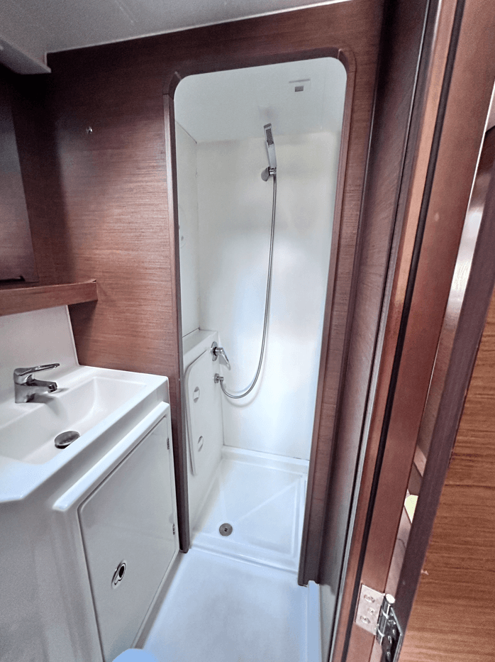 Lagoon 42 - 4 + 2 cab., picture 33