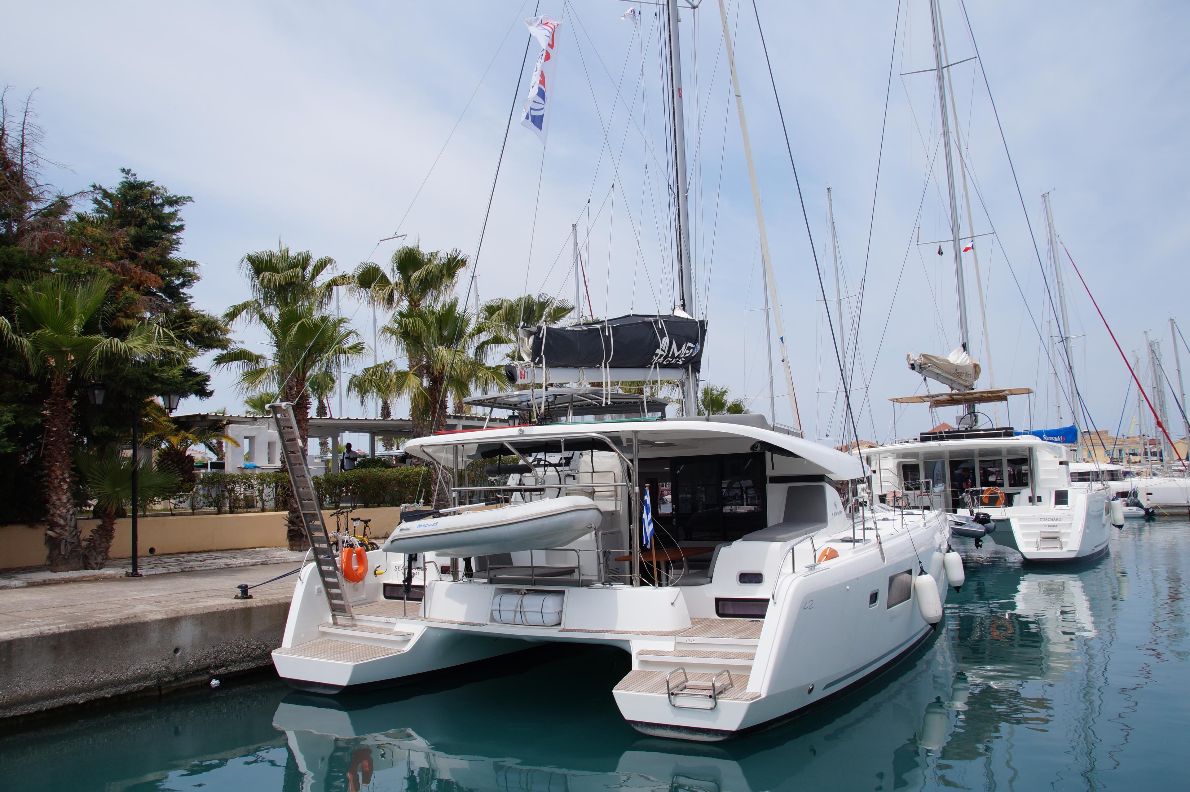 Lagoon 42 - 4 + 2 cab., picture 11