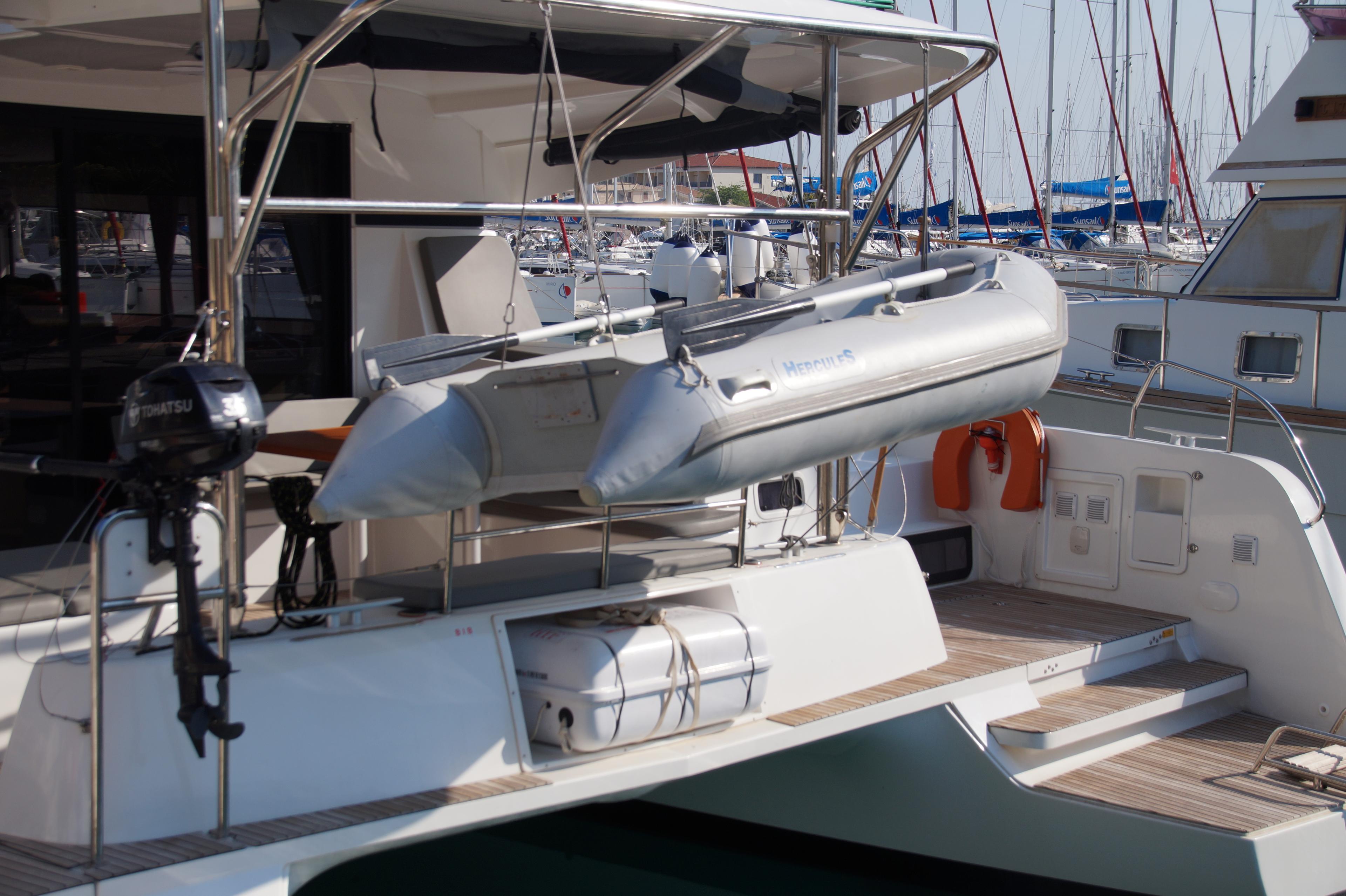 Lagoon 42 - 4 + 2 cab., picture 9