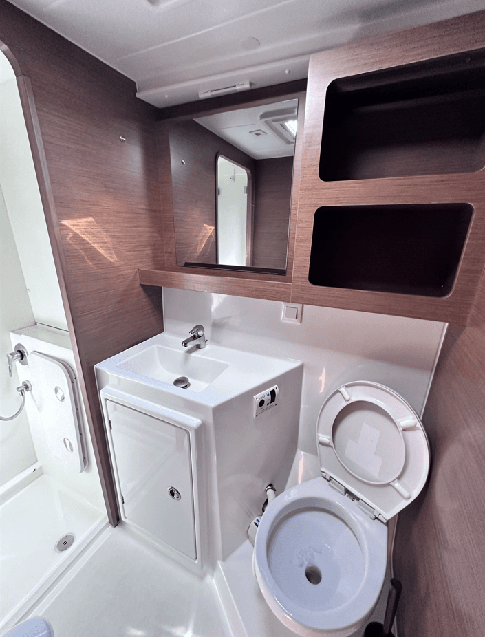 Lagoon 42 - 4 + 2 cab., picture 32