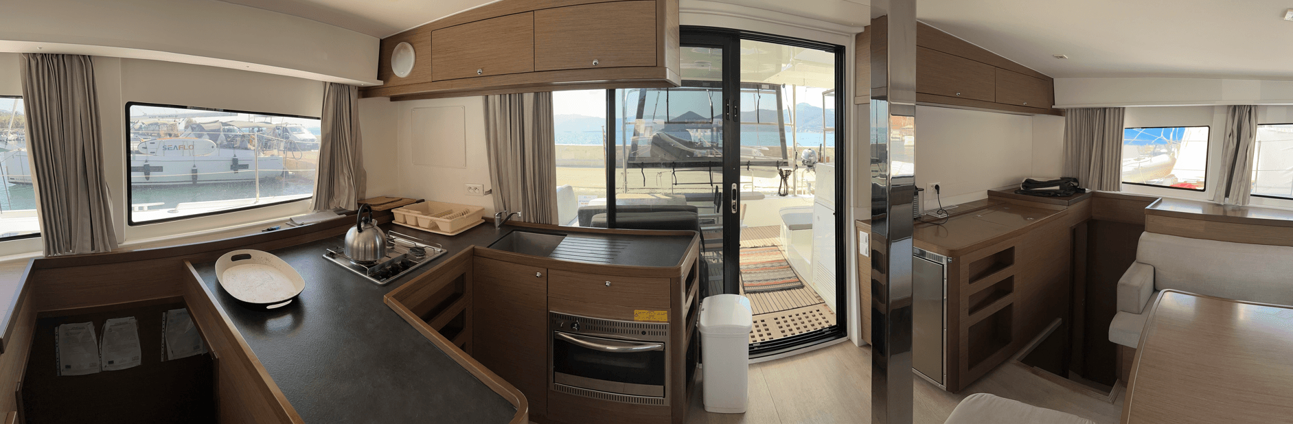 Lagoon 42 - 4 + 2 cab., picture 21