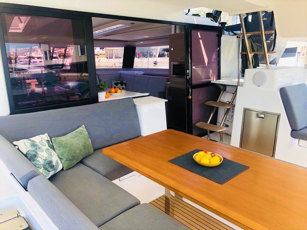 Fountaine Pajot Saona 47 Quintet - 5 + 1 cab., picture 9