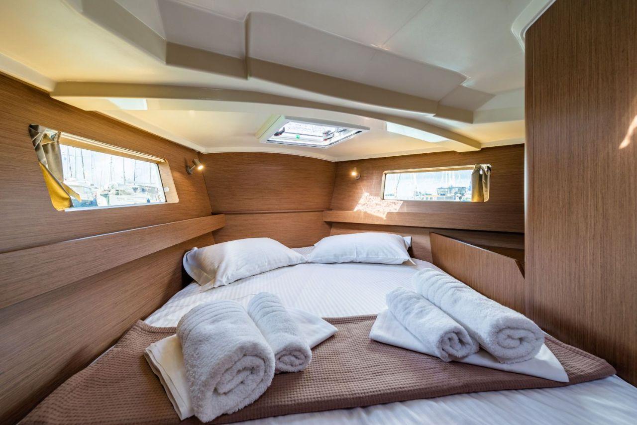 Oceanis 41.1, picture 20