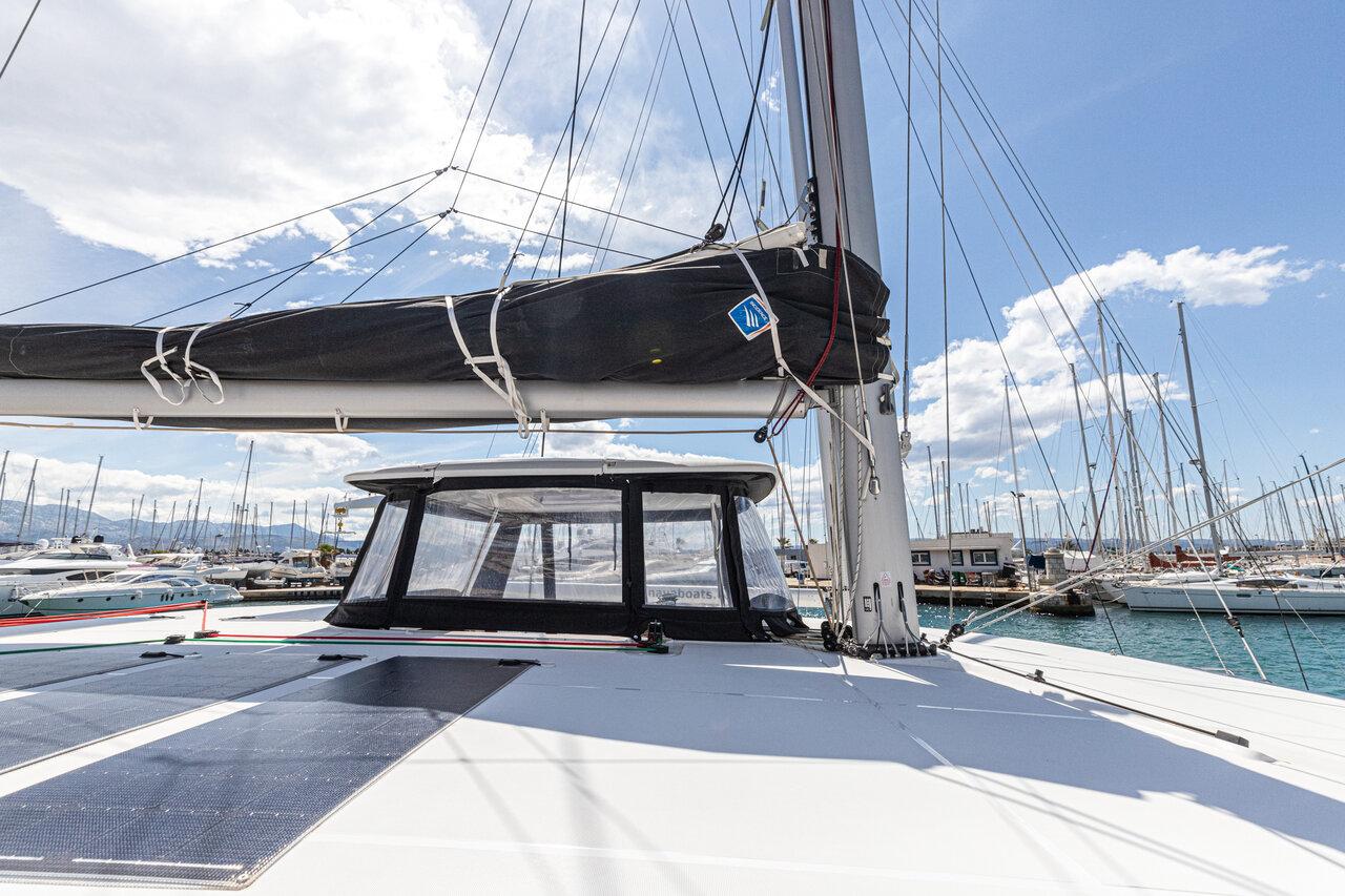 Lagoon 42 - 4 + 2 cab., picture 3