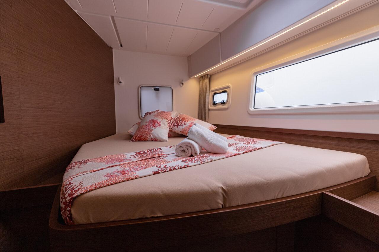 Lagoon 42 - 4 + 2 cab., picture 18