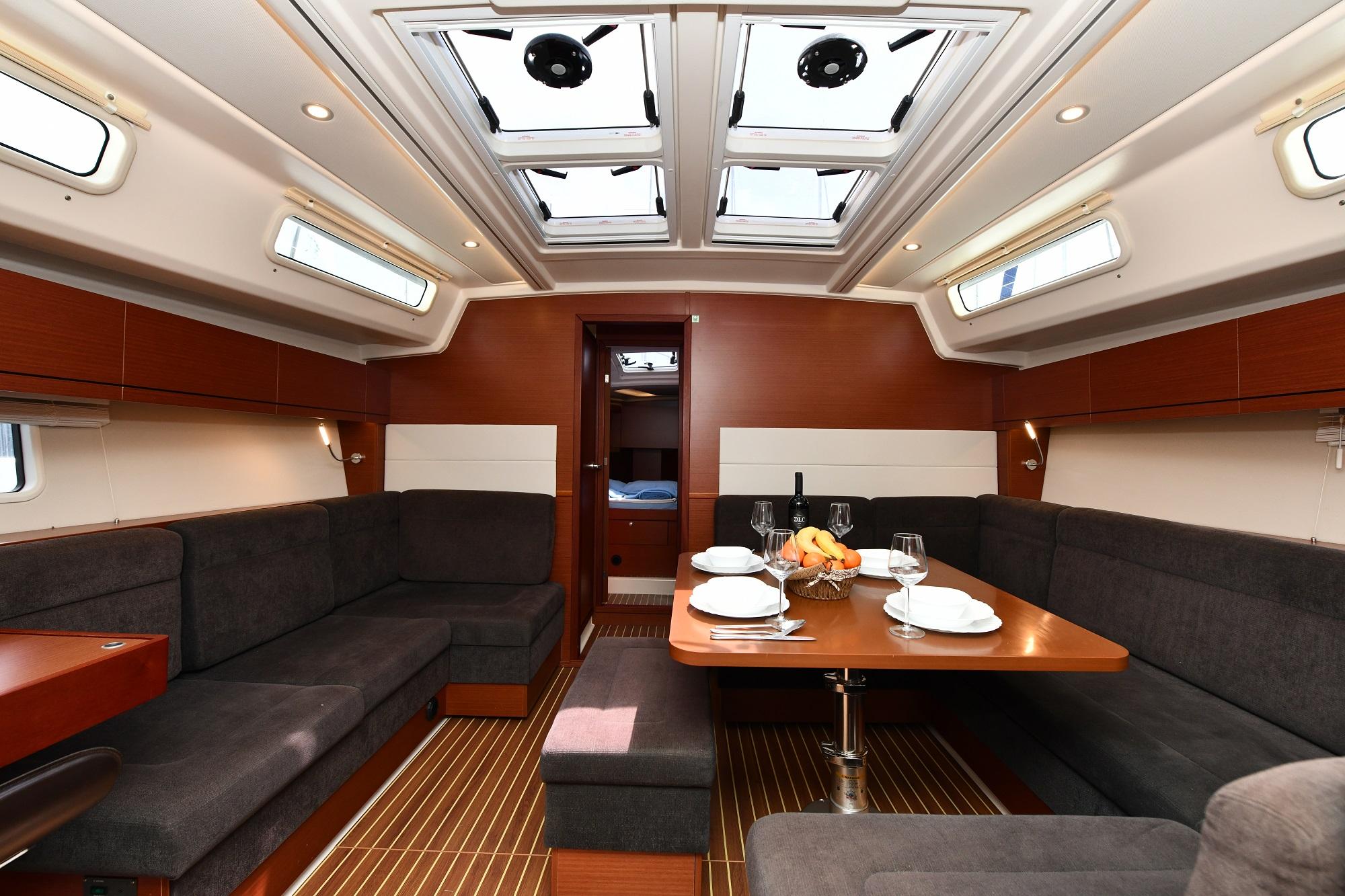 Hanse 458, picture 5