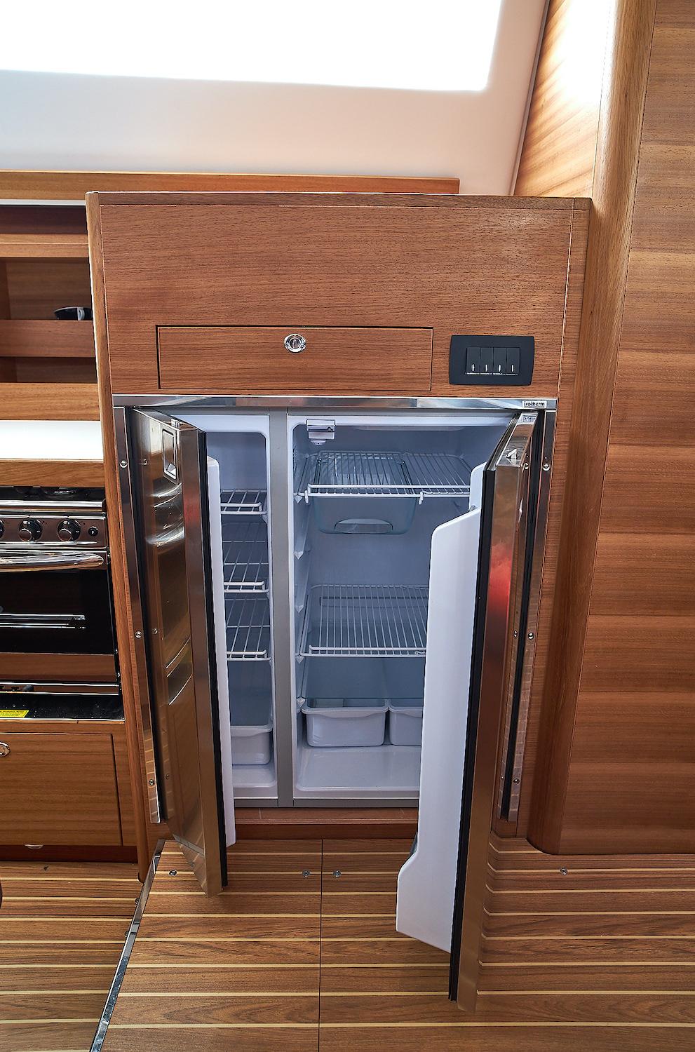 Elan Impression 45.1, picture 12