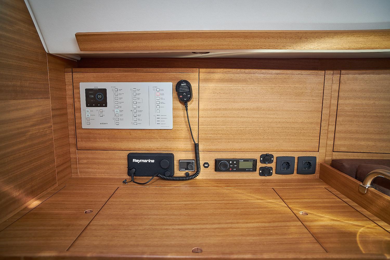 Elan Impression 45.1, picture 13