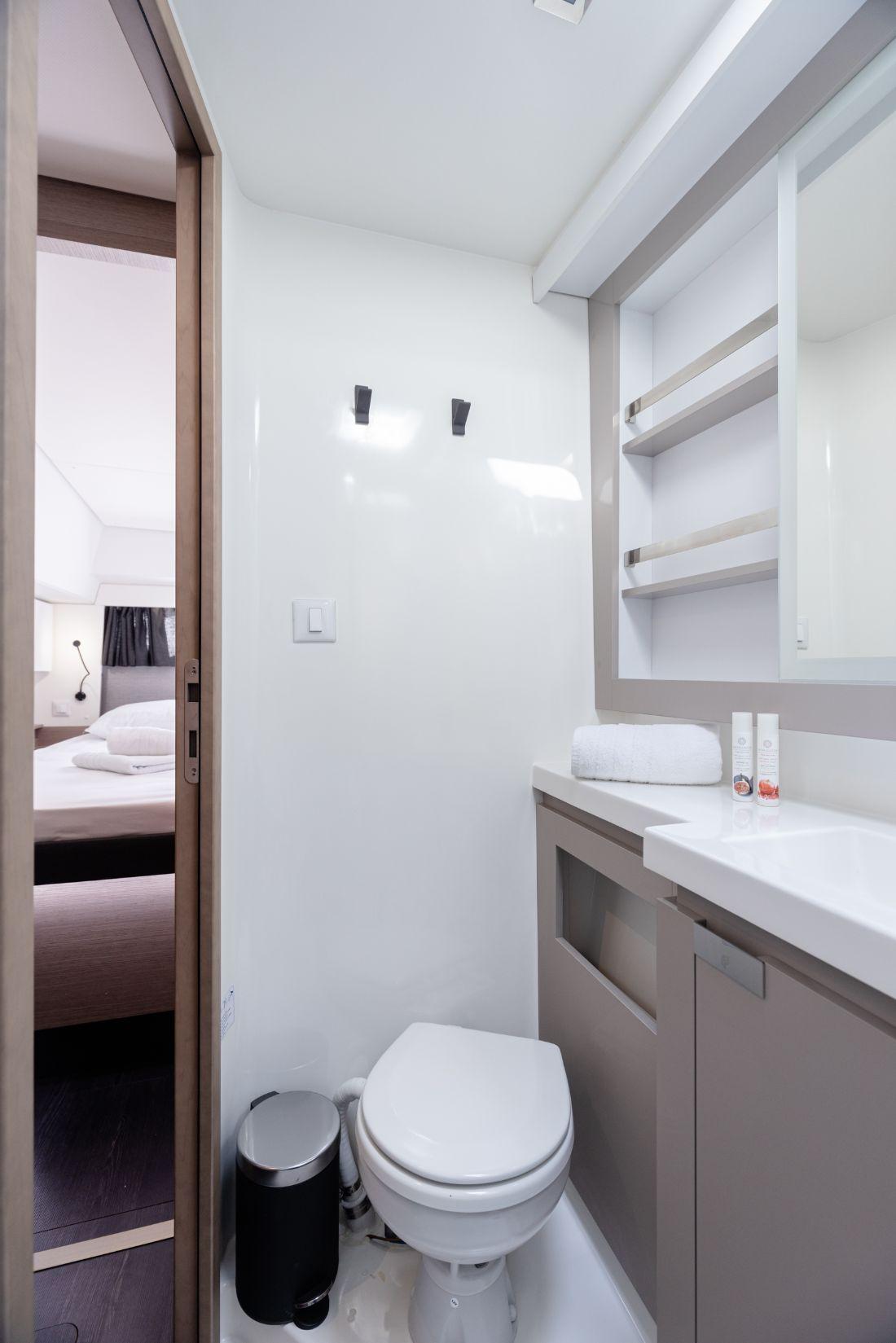 Fountaine Pajot Elba 45 - 4 + 2 cab., picture 19