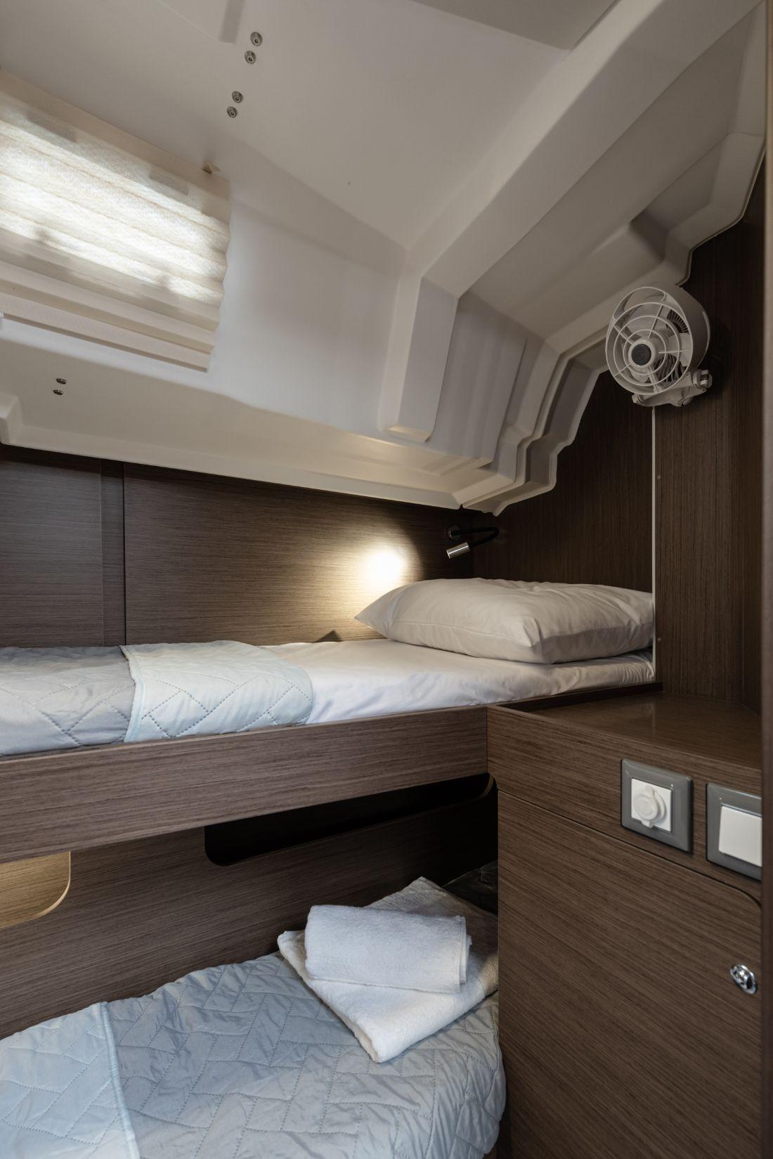 Oceanis 46.1, picture 18