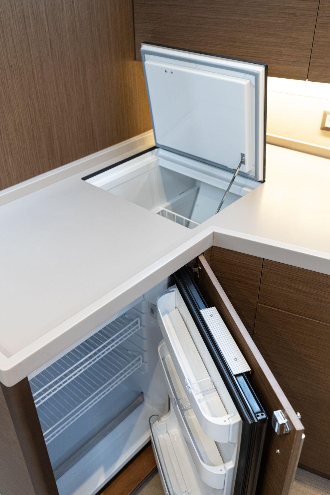 Oceanis 46.1, picture 14