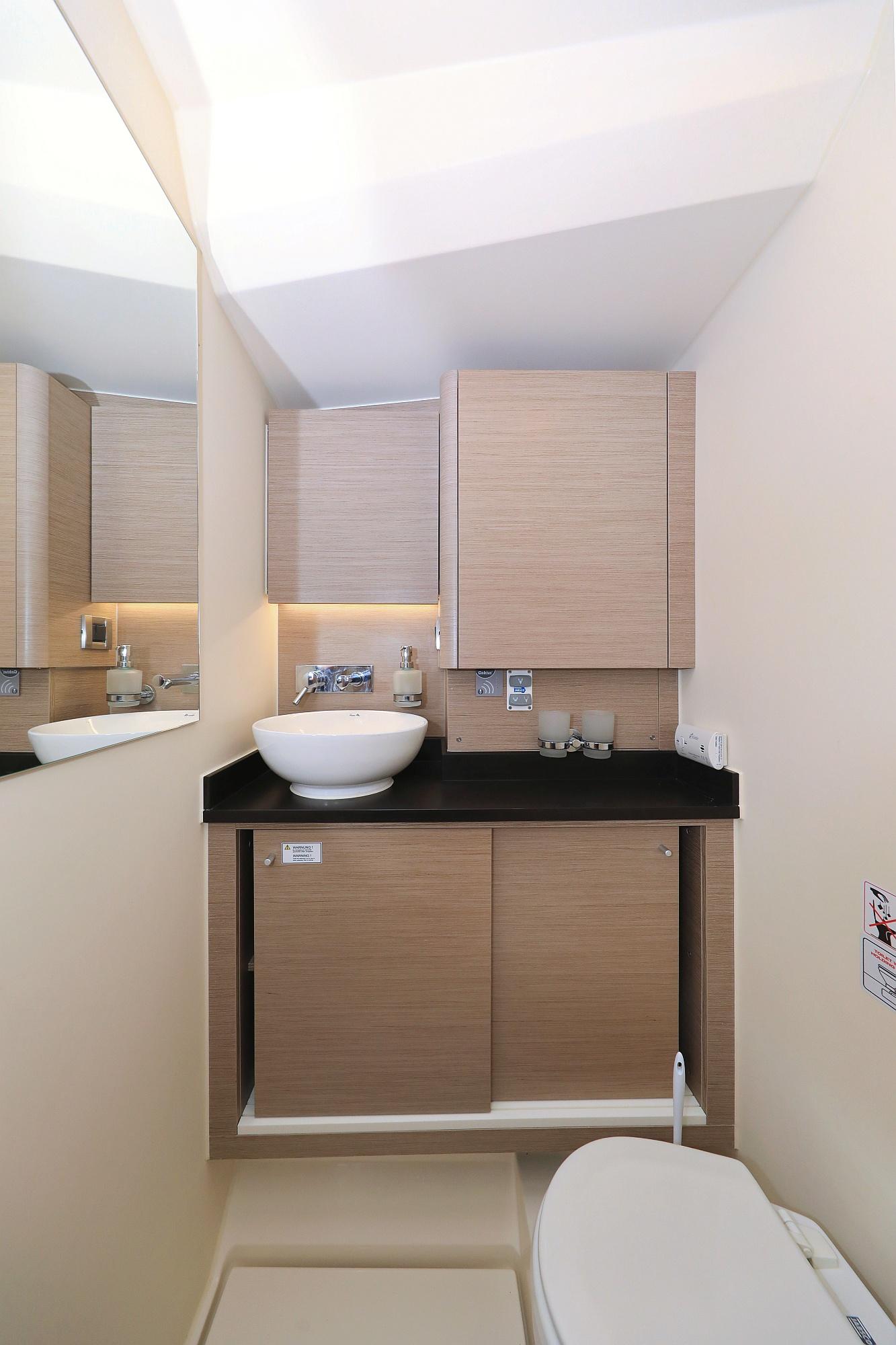 Hanse 588 - 5 + 1 cab., picture 18