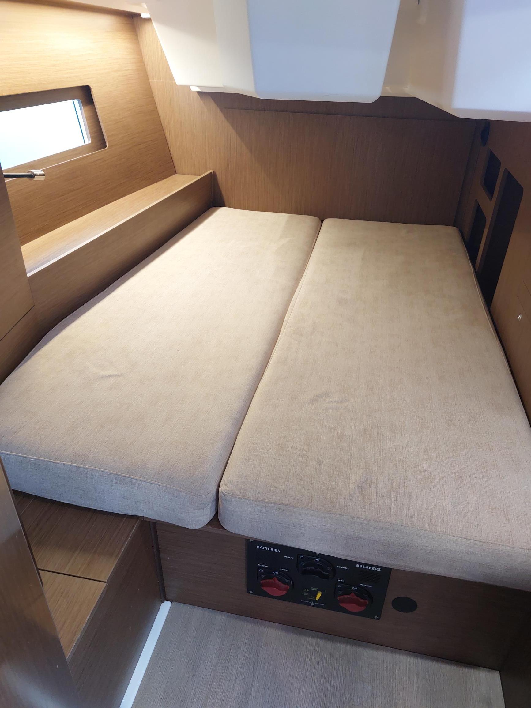 Oceanis 46.1, picture 18