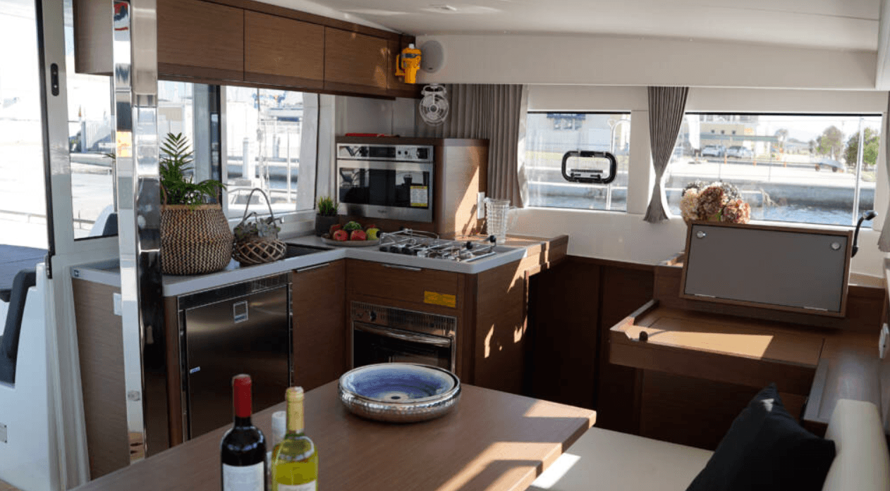 Lagoon 40 - 4 + 2 cab, picture 9