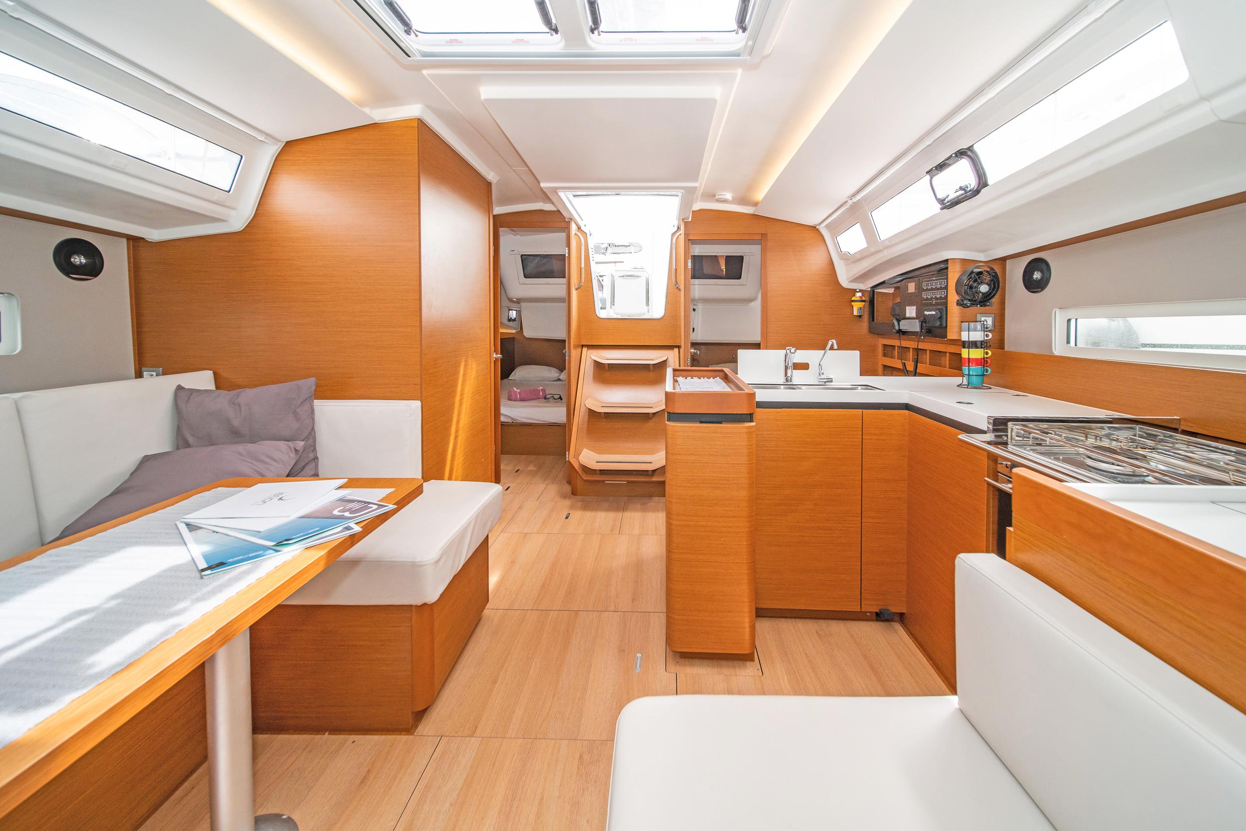 Sun Odyssey 410 - 3 cab., picture 11