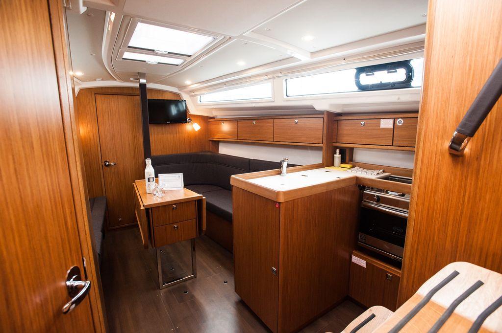 Bavaria Cruiser 34 Style - 3 cab., picture 7