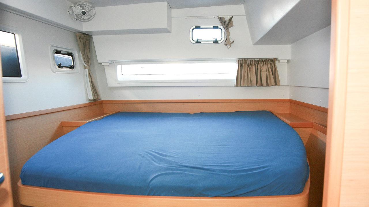 Lagoon 42 - 4 cab., picture 12