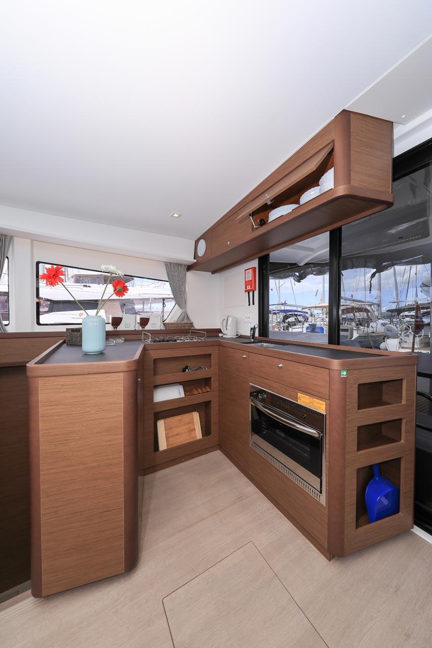 Lagoon 42 - 4 + 2 cab., picture 16