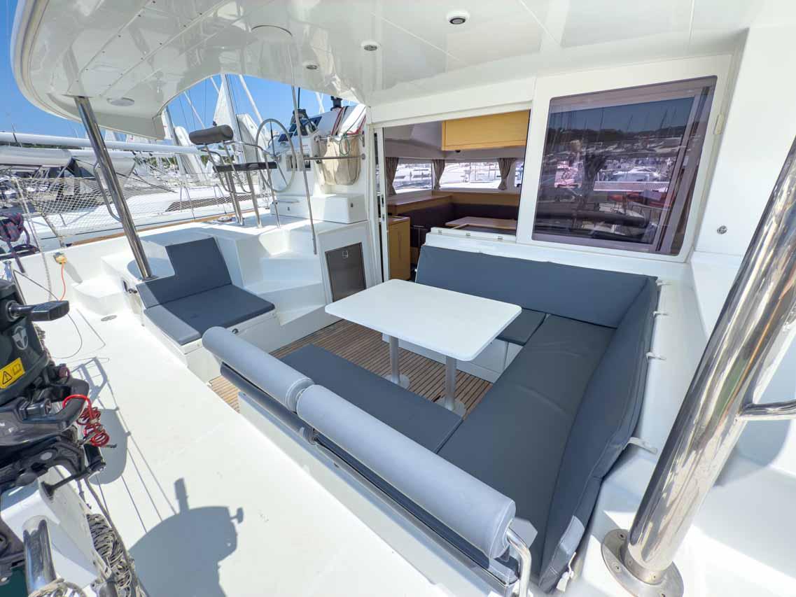 Lagoon 400 S2 - 4 + 2 cab. - Yolamare, picture 6