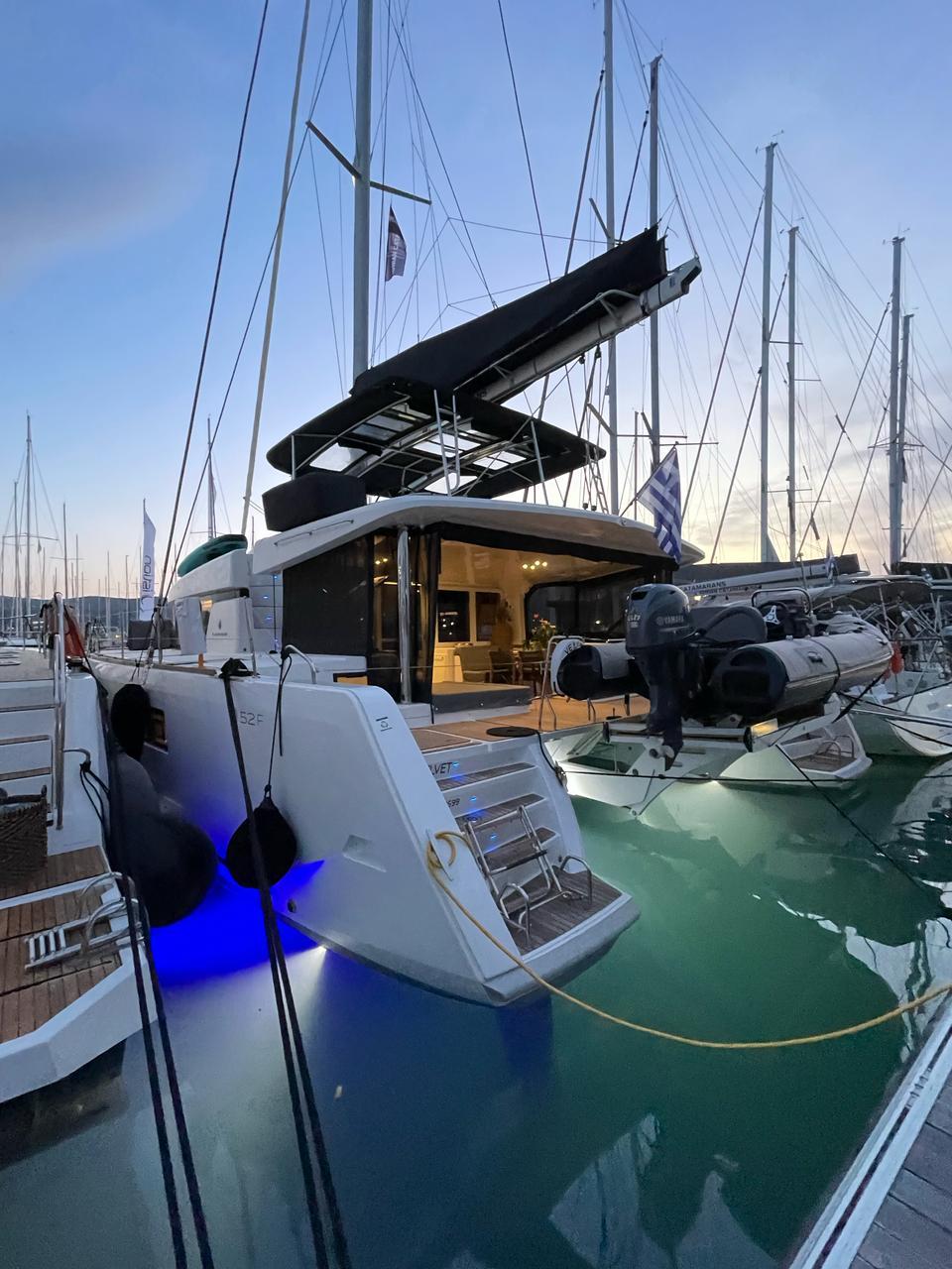 Lagoon 52 F - 6 + 2 cab., picture 8