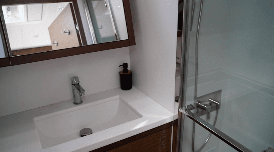 Lagoon 52 F - 6 + 2 cab., picture 17