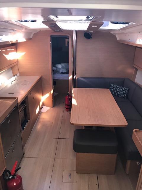 Dufour 390 GL, picture 5